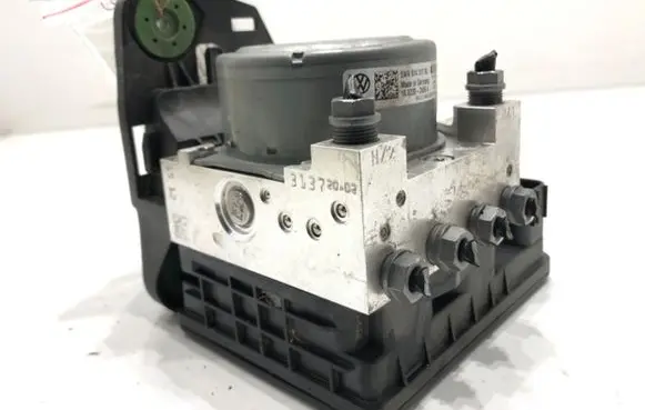 Skoda Octavia Mk4 ABS Pump 5WA614517BL