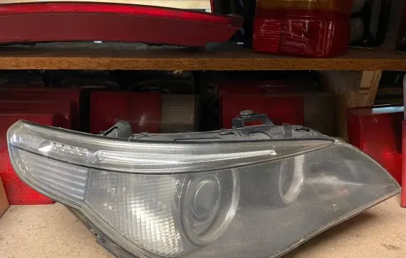 BMW 5 E60 E61 Headlight/headlamp 15872400 15876200