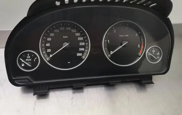 BMW 5 F10 F11 Speedometer (instrument cluster) 9227614 20595704 922761401
