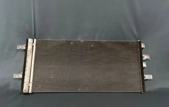 BMW 5 G30 G31 A/C cooling radiator (condenser) 9271204 22828110 6450