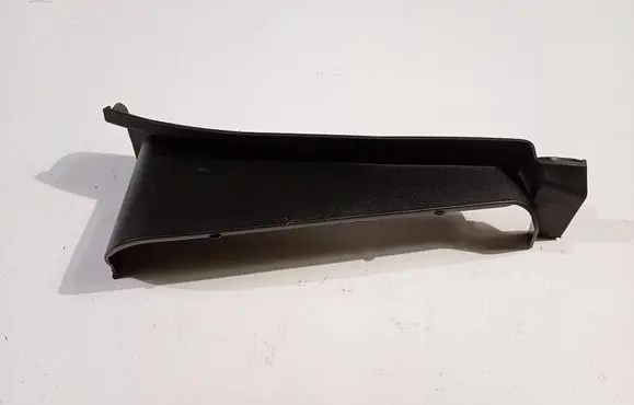 Ford Explorer VI Rear/tail light trim molding LB5B13N553A