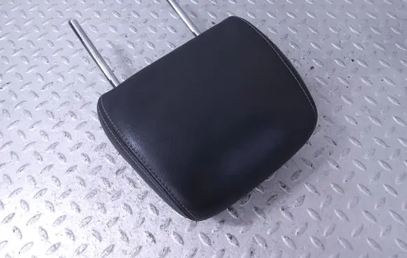 Chevrolet Volt I Front seat headrest 22903691