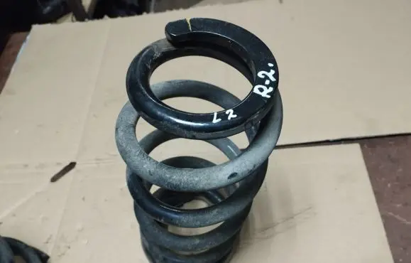 Acura RDX I Rear coil spring