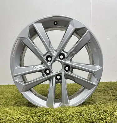 Audi A3 8Y R17 alloy rim 8y0601025e