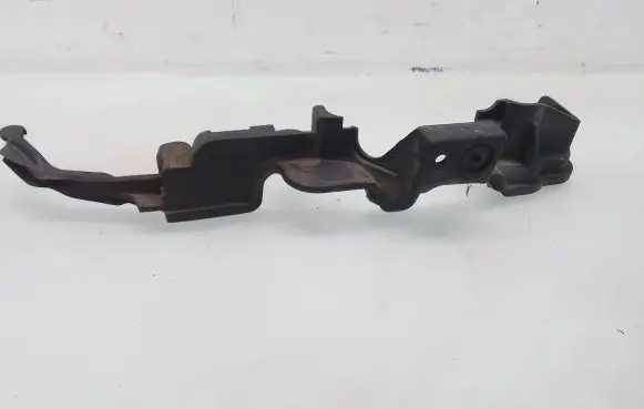 Nissan Note (E11) Other engine bay part 8200397009