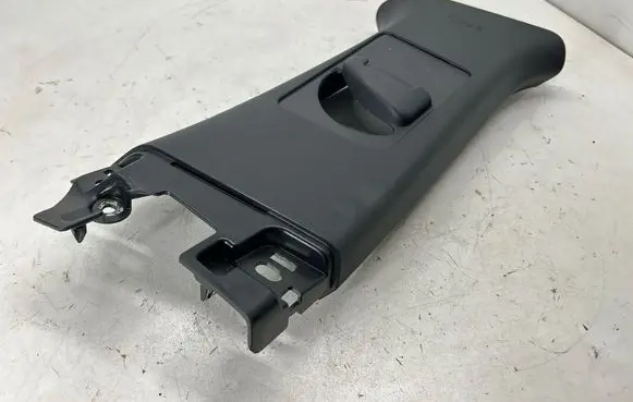 Ford Escape IV (B) pillar trim (top) LJ6BS243A32AEW LJ6BS24582AJW