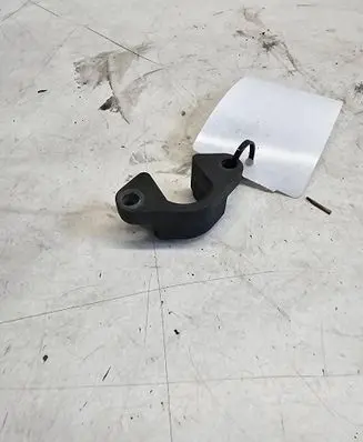 BMW 5 E60 E61 Fuel Injector clamp holder 