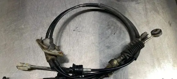 Volvo S80 Gear shift cable linkage
