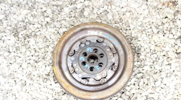 Volkswagen Golf VI Flywheel 06f105266g