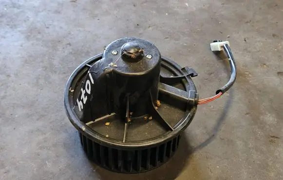 Heater fan/blower