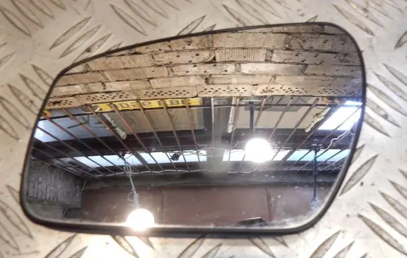 Ford Focus Wing mirror glass 26133