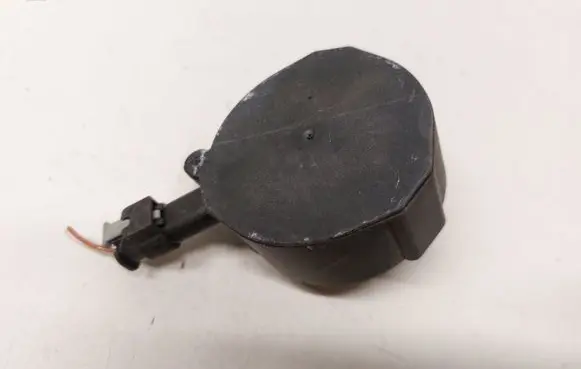 Volkswagen Scirocco Alarm system siren 8J0907601