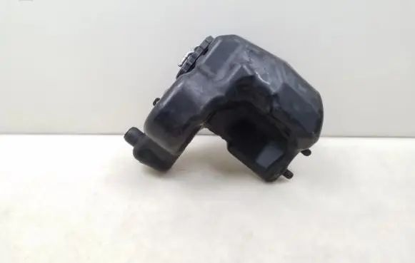 Mercedes-Benz CL C216 Windshield washer fluid reservoir/tank A2218601360