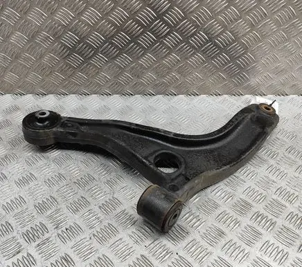 Opel Movano C Front lower control arm/wishbone 93197215