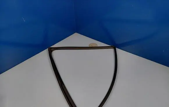 Toyota RAV 4 (XA50) Rubber seal rear door window/glass 6815242061 6815242060