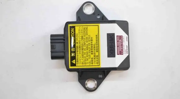Lexus RX 330 - 350 - 400H Acceleration sensor 8918360020