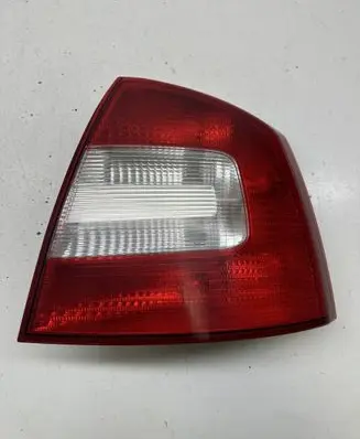 Skoda Octavia Mk2 (1Z) Rear/tail lights 1Z5945096B 1Z5945112B