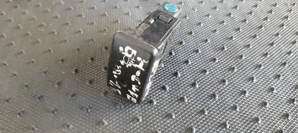 Hyundai Coupe Fog light switch 