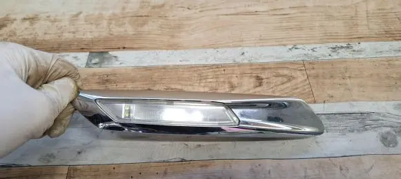 BMW 5 F10 F11 Front fender indicator light 7154167 7154169