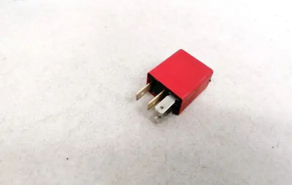 Fiat Stilo Other relay 46520412 B047
