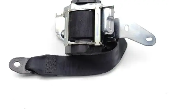 Toyota Avensis T270 Rear seatbelt 73360-05190 7336005190