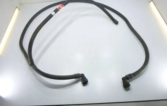 Volkswagen Touran II Headlight washer hose/pipe 1T0955970D