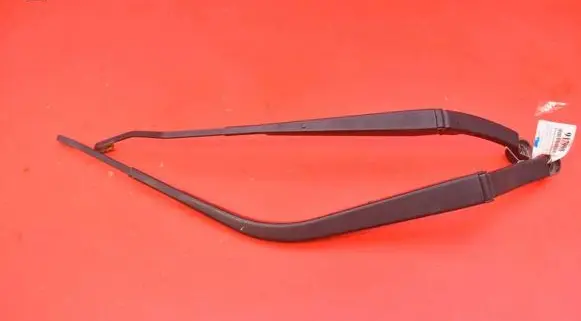 Citroen C-Crosser Front wiper blade arm