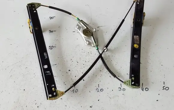 Audi A8 S8 D4 4H Front window lifting mechanism without motor 