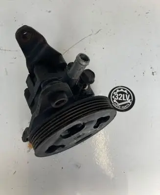 Mazda 626 Power steering pump GE4T32650C