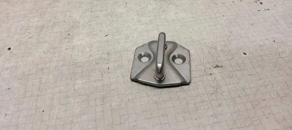 Ford Focus ST Front door lock loop/hook striker 31391832 AM5A21982