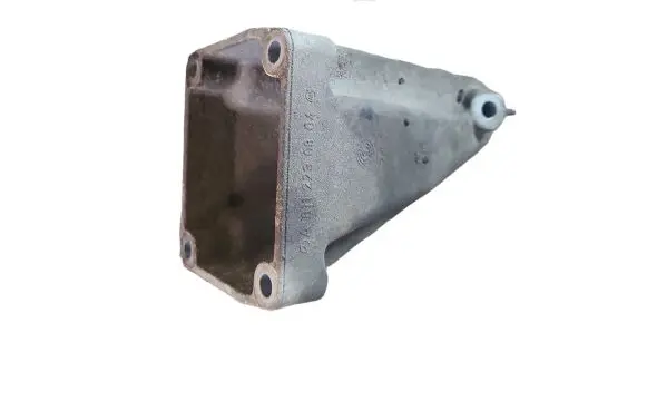 Mercedes-Benz E W211 Engine mounting bracket A6112230804