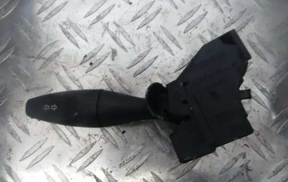 Ford Focus Indicator stalk 98ag13335ae