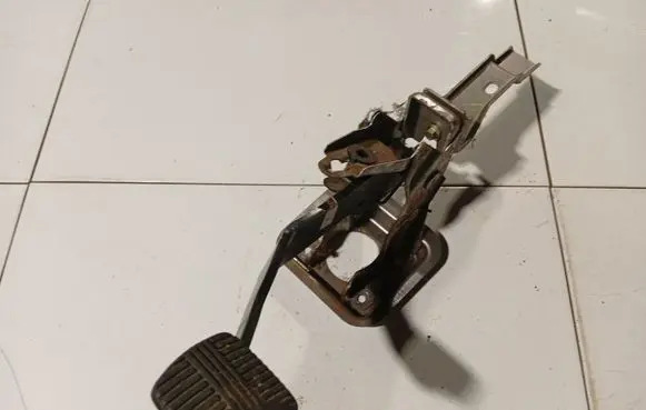 Brake pedal