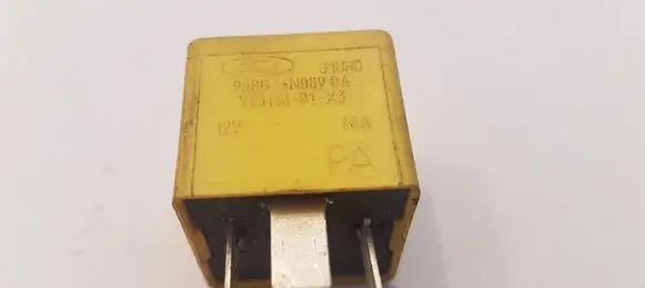Ford Mondeo MK I Other relay 93BG14N089BA V23136B1X3