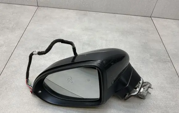 Volkswagen PASSAT B8 Front door electric wing mirror 