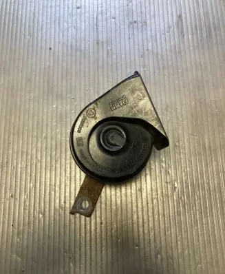 Nissan Qashqai Horn signal 0055306