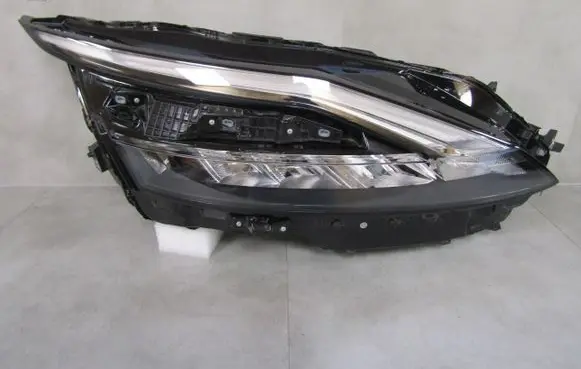 Nissan Qashqai J12 Headlight/headlamp 1008D02G 36066 HCR01102A00RL