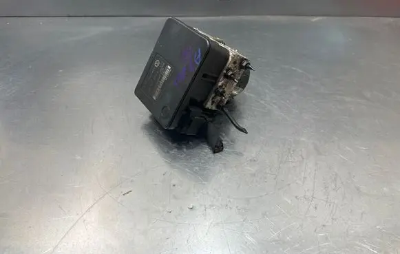 Audi A3 S3 8P ABS Pump 1K0907379D 10096003433 00009322D0