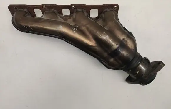 Dodge Challenger Exhaust manifold 05038757AA 05038757AB 5038757AA