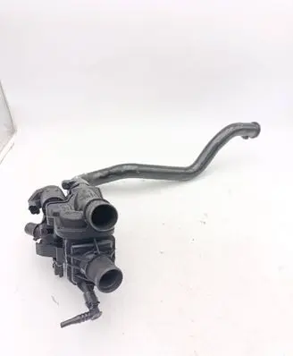 Thermostat/thermostat housing