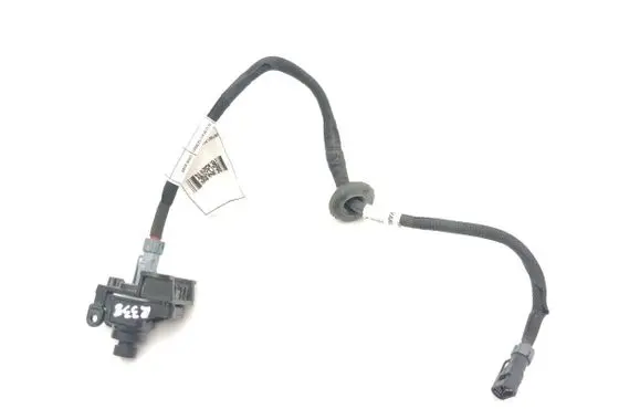 Maserati MC20 Rear bumper camera 670217017