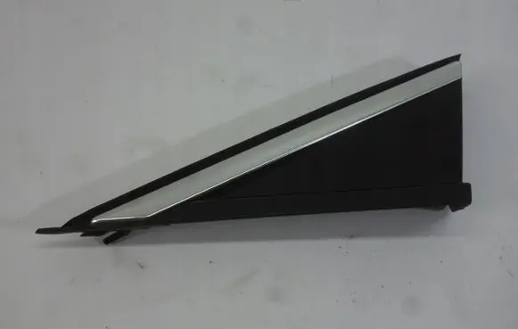 Opel Astra K Fender end trim 39041995
