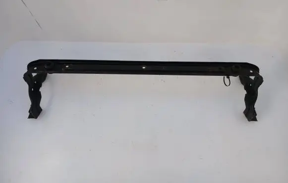 Volvo V40 Bottom radiator support slam panel 