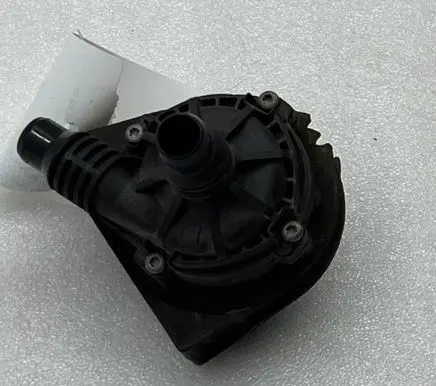 BMW 1 F40 Electric auxiliary coolant/water pump 9470972
