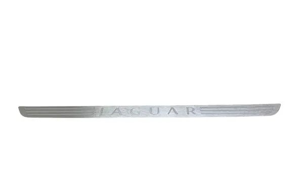 Jaguar XK - XKR Front sill trim cover C2P24213