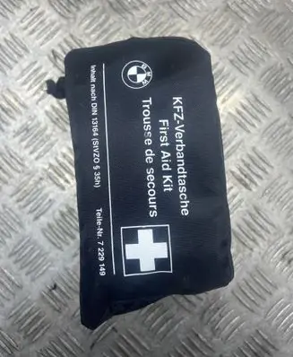 BMW 5 GT F07 First aid kit 