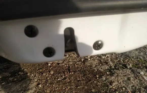 Hyundai H-1, Starex, Satellite Front door lock