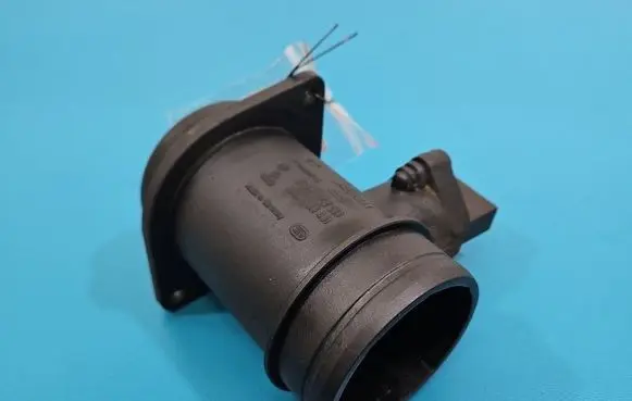 Audi A4 S4 B5 8D Mass air flow meter 0281002216 IMPRK1562580