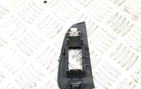 Toyota Avensis T250 Rear door window switch trim 7427205020