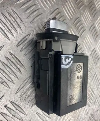 Volkswagen PASSAT B6 Ignition lock 3C0905843Q